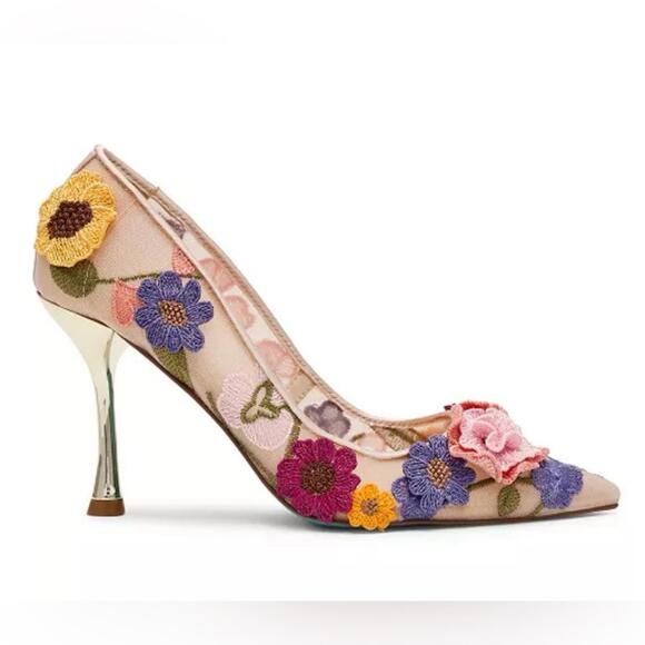 NEW Betsey Johnson Multicolor Floral Embroidered Heels - Picture 2 of 3
